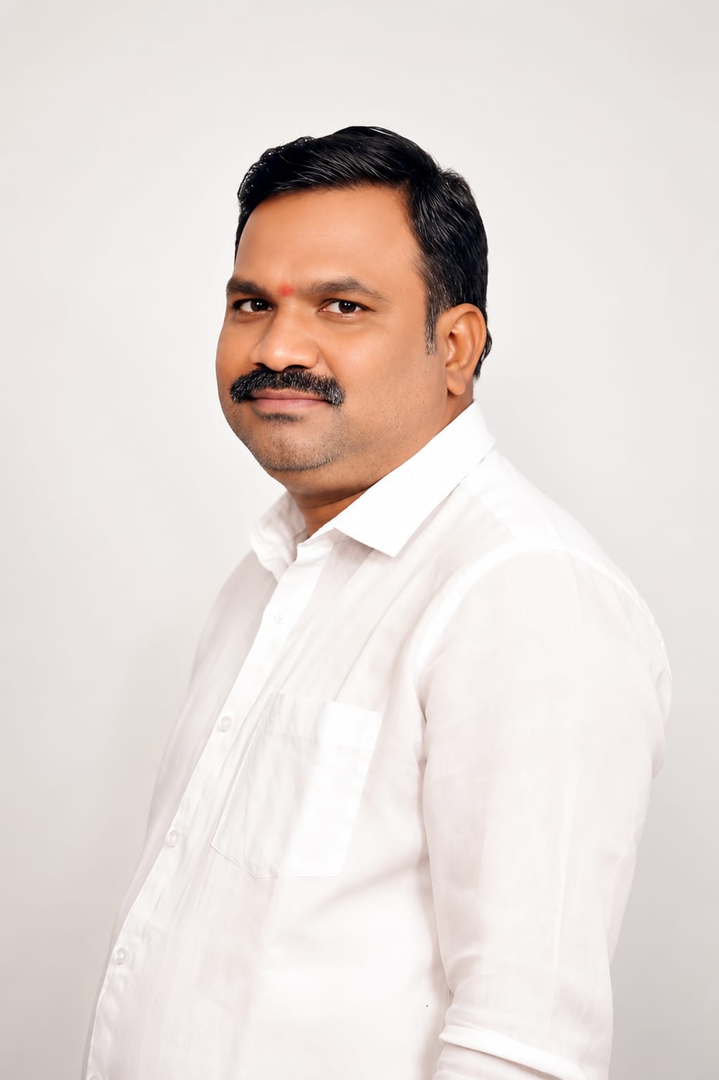 Ramula Komuraiah — Managing Director